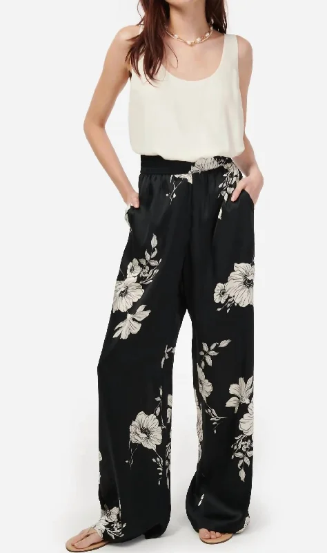 Women’s cargo shorts for hot weather -Bleecker Pants In Black Botanical