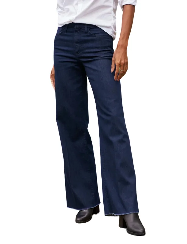 Women’s cropped leggings for warm-weather wear -Gaucho Jeans In Rinse Wash