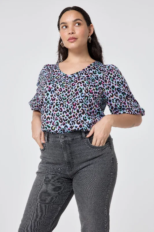 Women’s printed tops for bold patterns -Light Blue with Rainbow Shadow Leopard V-Neck Puff Sleeve T-Shirt